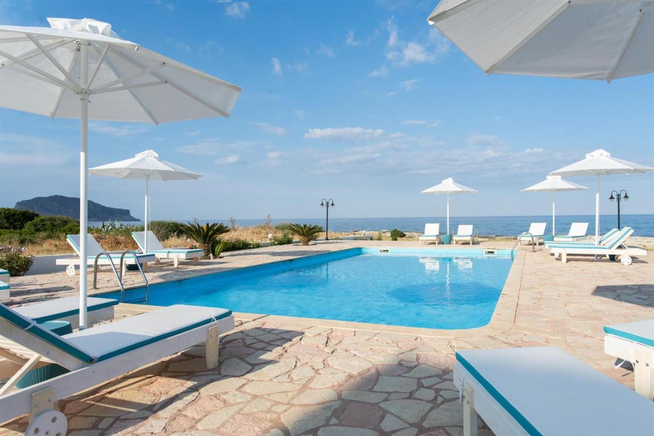 מונמבאסיה Venti Seaside Adult Hotel מראה חיצוני תמונה