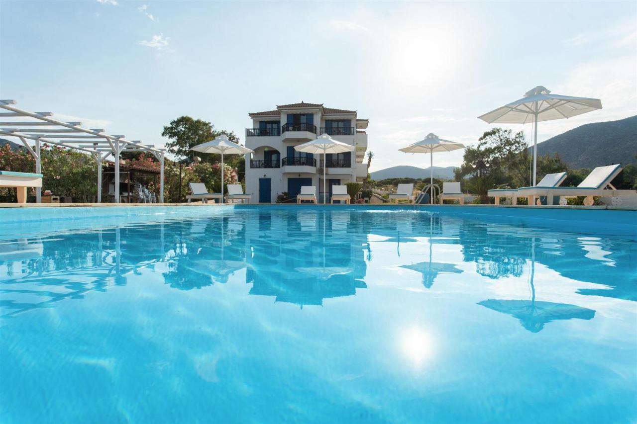 מונמבאסיה Venti Seaside Adult Hotel מראה חיצוני תמונה