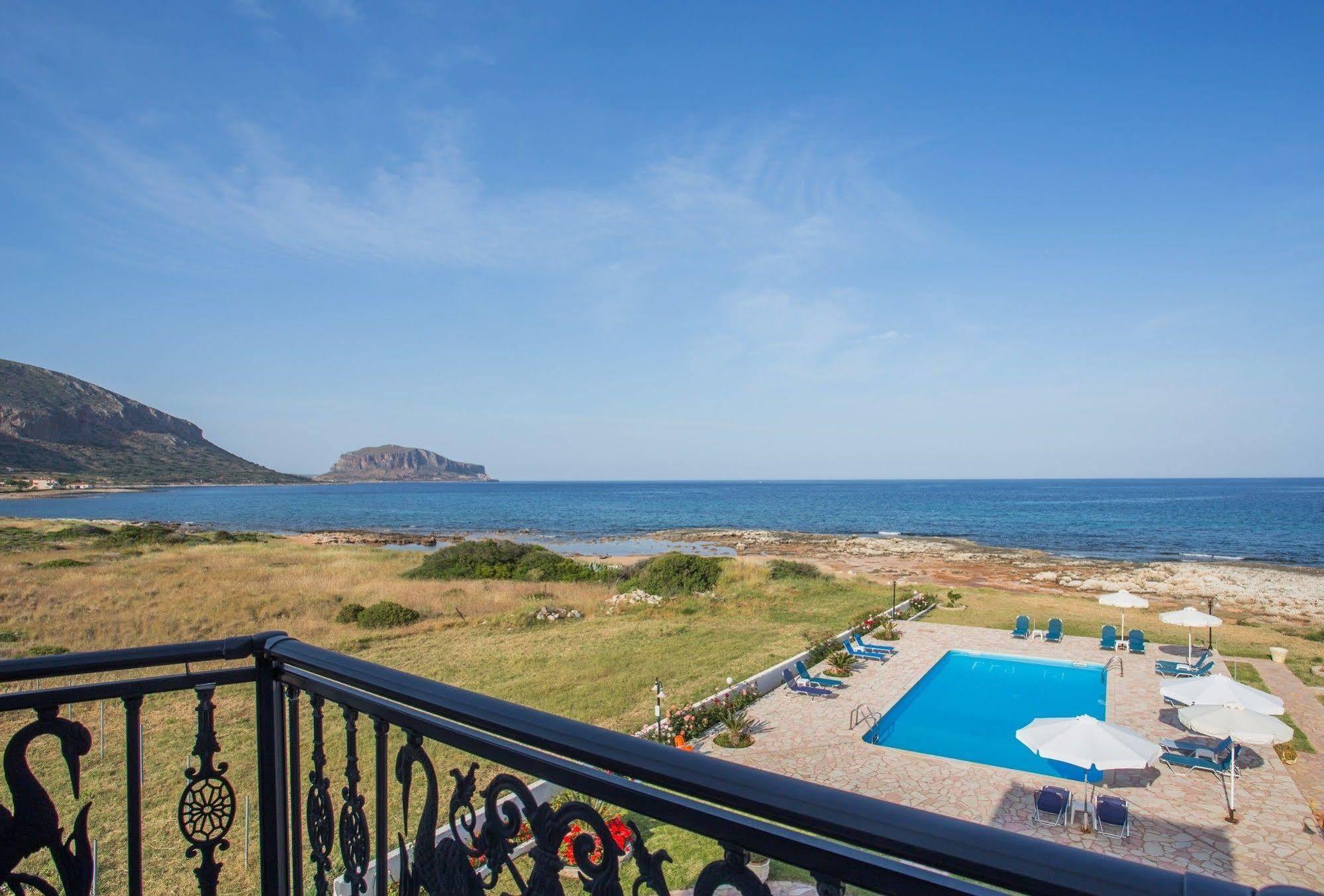 מונמבאסיה Venti Seaside Adult Hotel מראה חיצוני תמונה